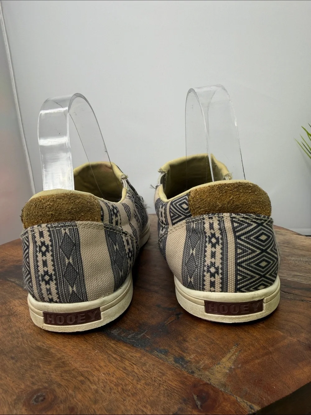 HOOEY BY TWISTED X WOMEN'S SOUTHWESTERN PRINT CASUAL SLIP-ON LOPERS - Size: 8.5